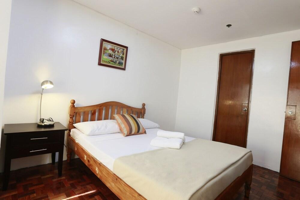 The Victor Hotel Makati City Exteriér fotografie